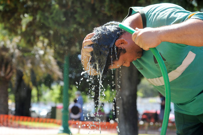 Cómo prevenir golpes de calor: Salud emitió recomendaciones ante las altas temperaturas 